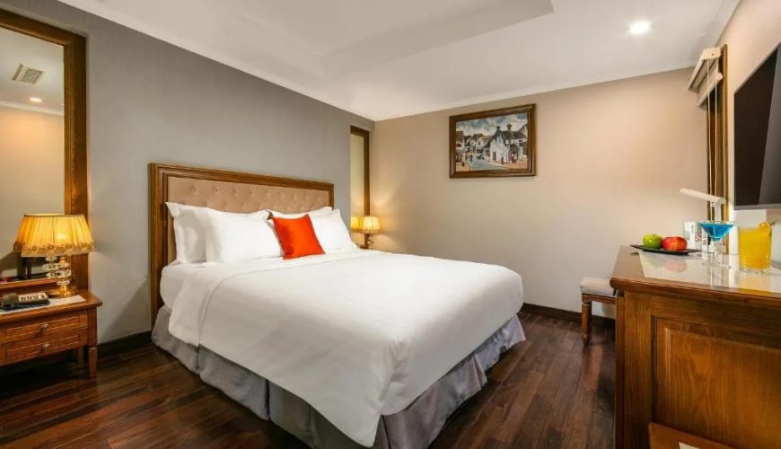 Luxury Hotel in Hanoi