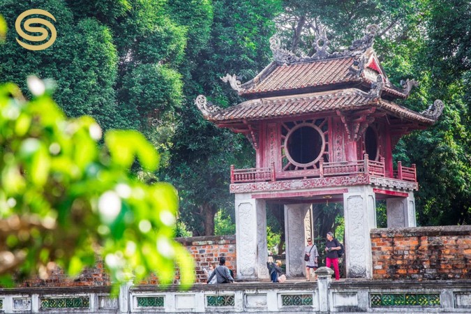 Visit the Temple of Literature