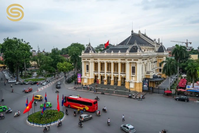 Check-in to Hanoi Opera House